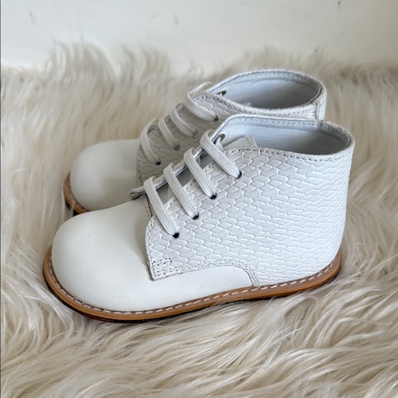 Josmo Unisex-Child Logan Walker Woven Sz 8 almost like new‎ - Picture 11 of 12